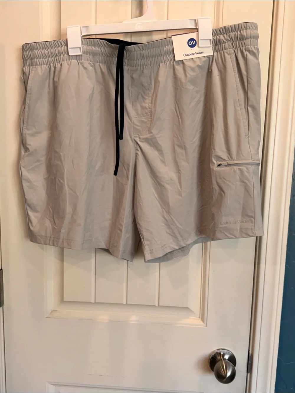 Outdoor Voices Men’s Relay Shorts XXL Gray 7” Inseam NWT Zip Pocket